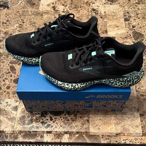 Brooks Black and Aqua Running Shoes